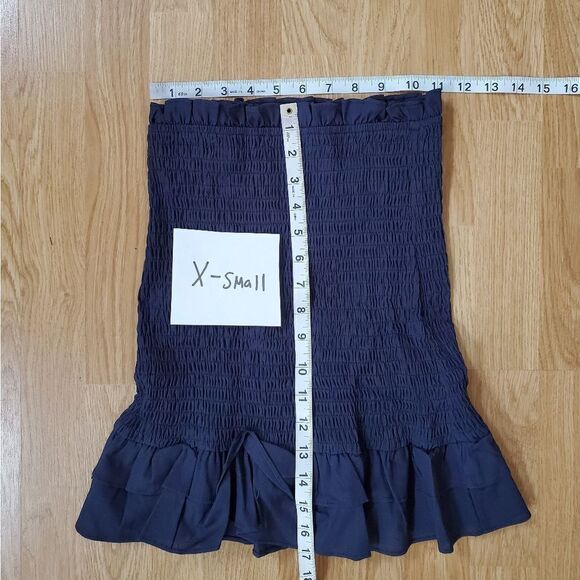 NEW! 4SI3NNA Lea Smocked Peplum Mini Skirt in Navy - Picture 13 of 16